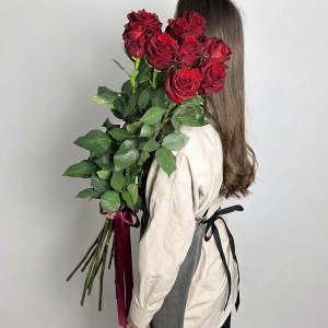 Метровые розы