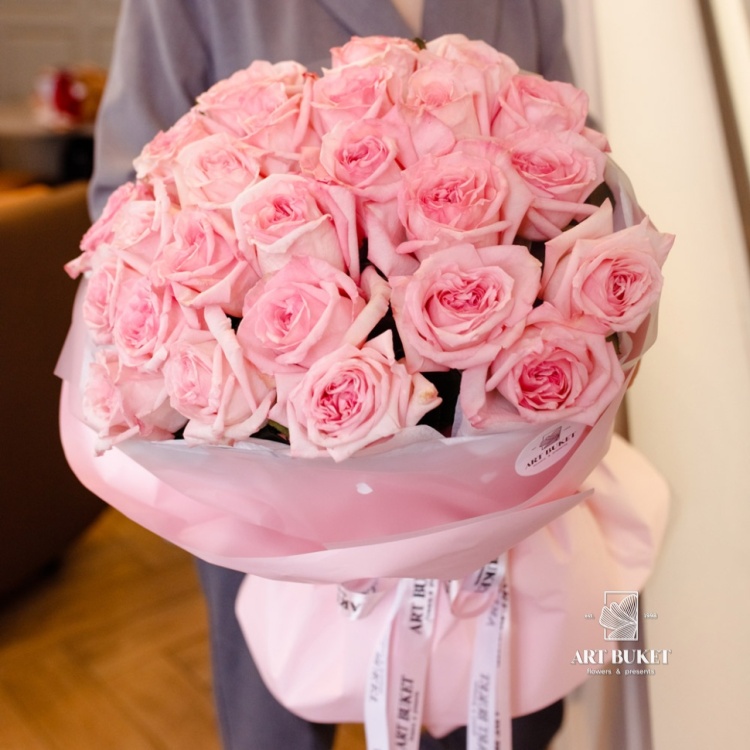 27 пионовидных роз "Pink o'hara"