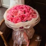 25 пионовидных роз "Pink expression"