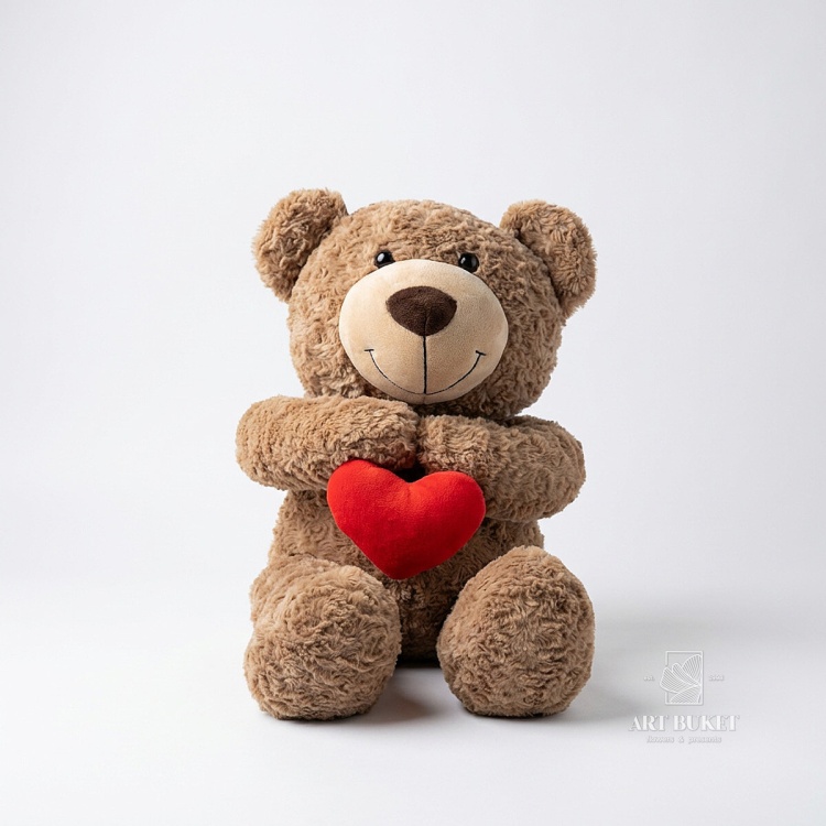 Медведь коричневый с сердцем 65 см