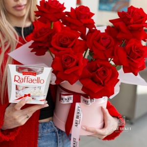 Подарочный сет #11: композиция и raffaello