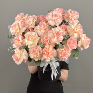 Букет Розовый Символ