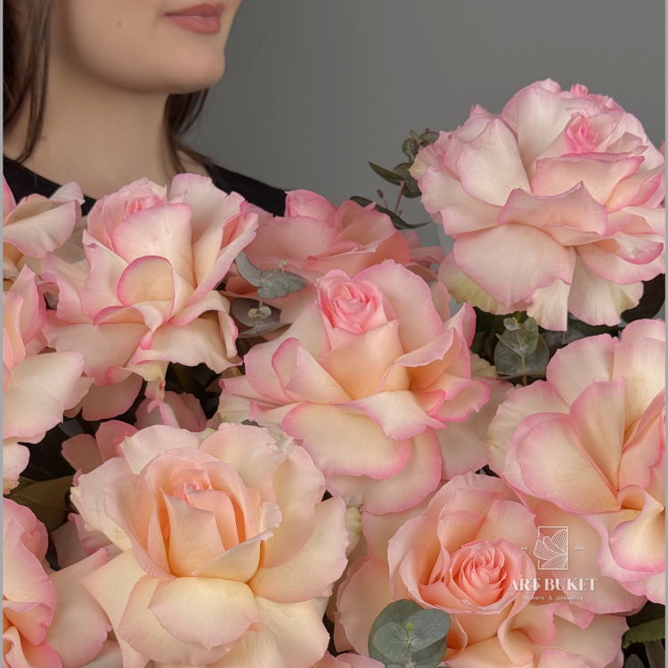 Букет Розовый Символ